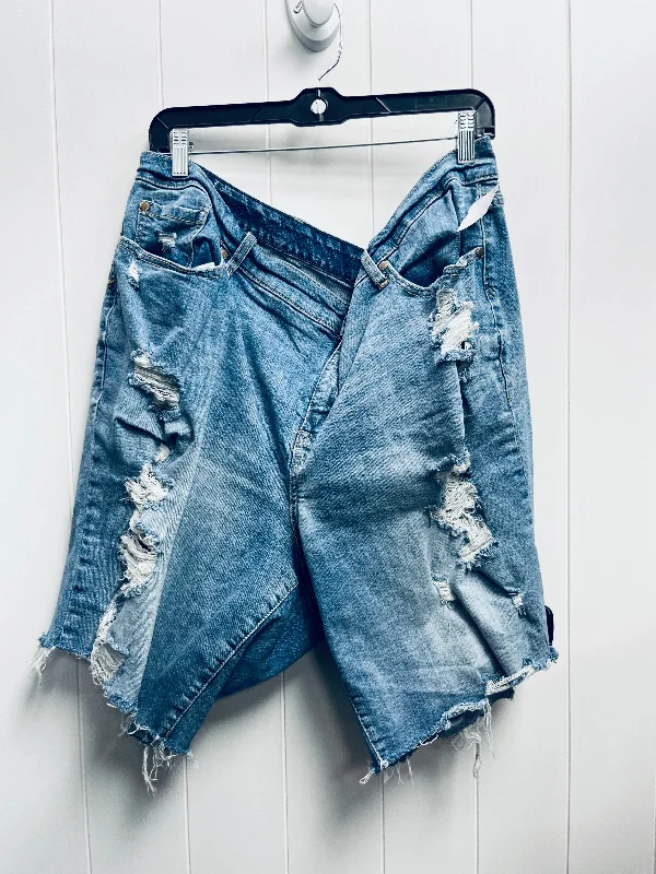 Blue Denim Shorts Torrid, Size 26