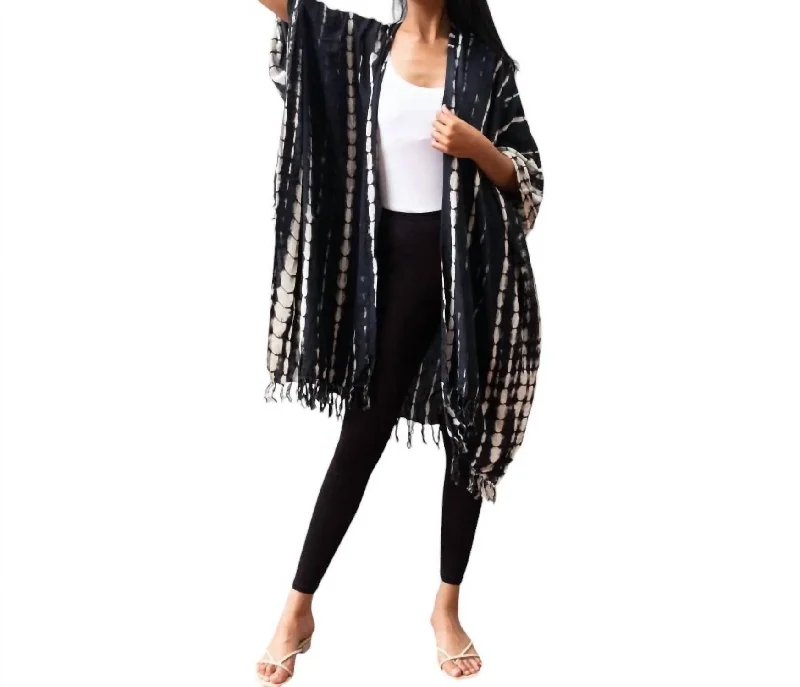 Short Kimono Cardigan In Black/white